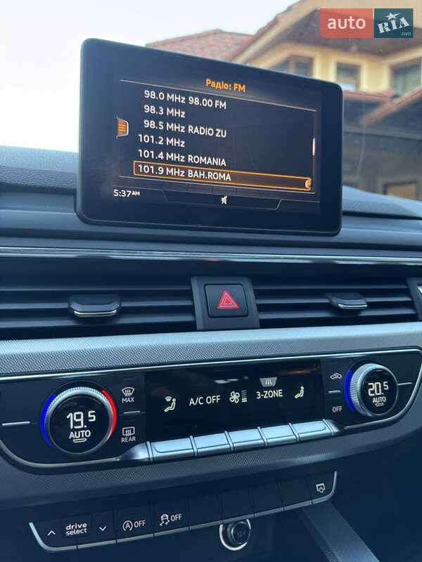 Седан Audi A4 2017 в Виноградове