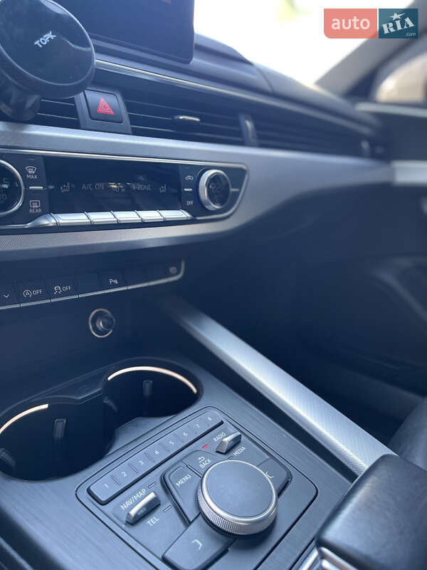 Седан Audi A4 2015 в Ірпені