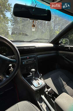 Седан Audi A4 1999 в 