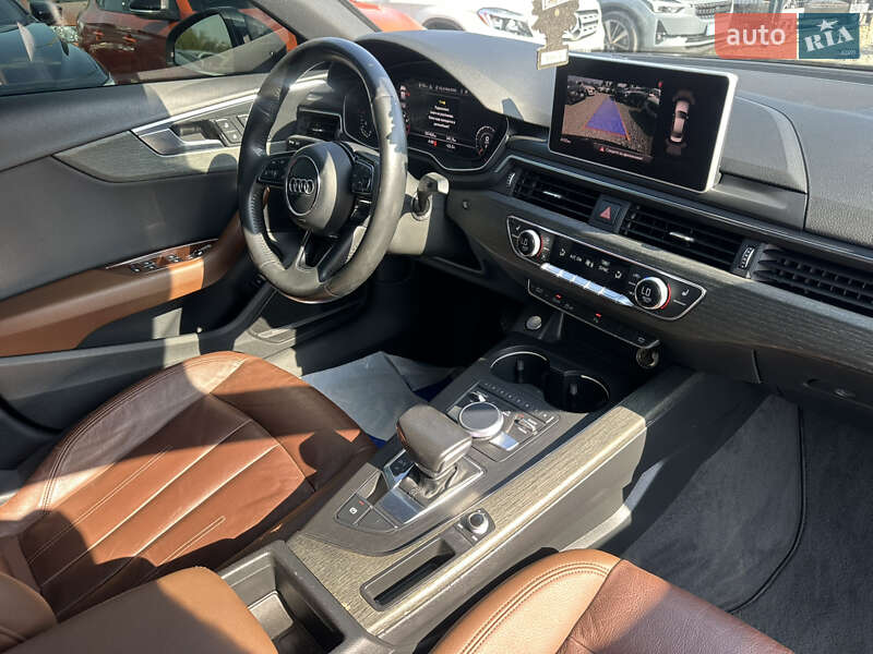 Седан Audi A4 2017 в Ивано-Франковске