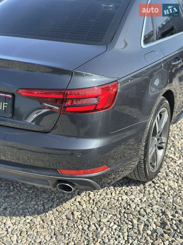 Седан Audi A4 2017 в Ивано-Франковске
