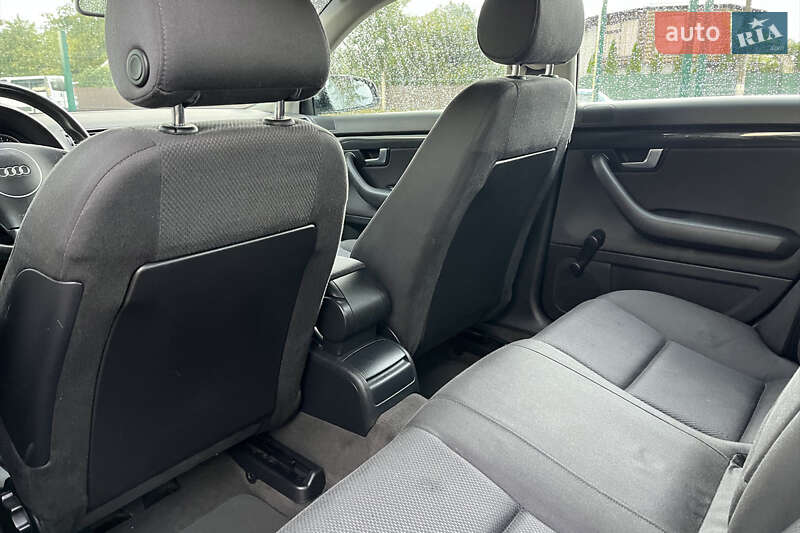 Седан Audi A4 2004 в Коломиї