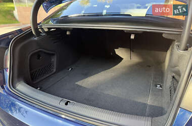 Седан Audi A4 2016 в 