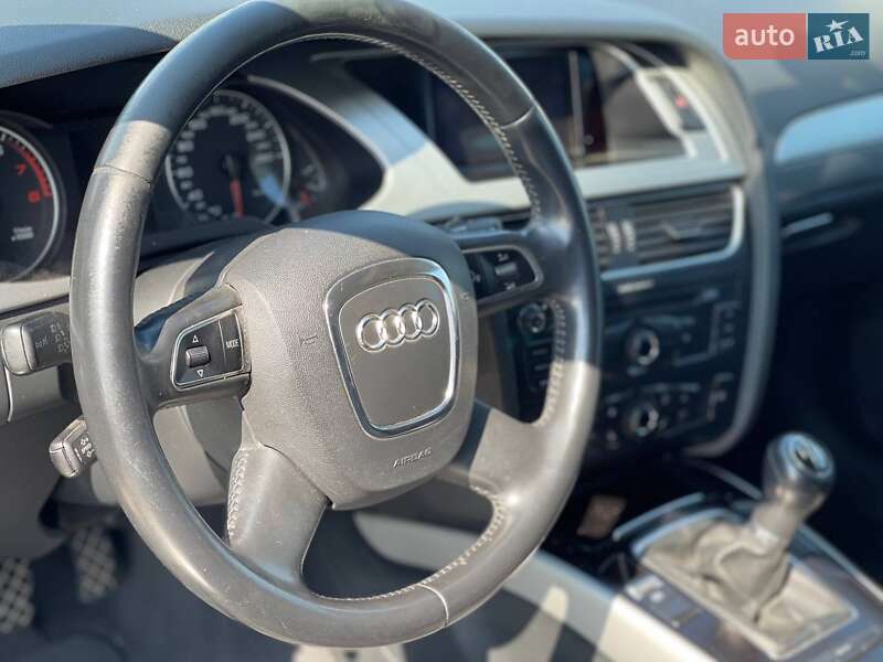 Универсал Audi A4 2009 в Киеве