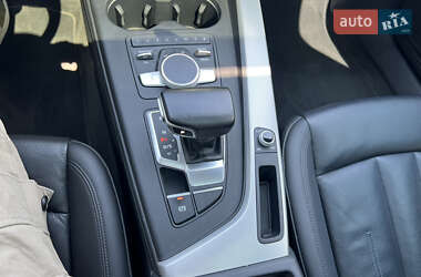 Седан Audi A4 2016 в 