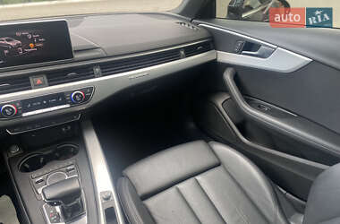Седан Audi A4 2019 в 