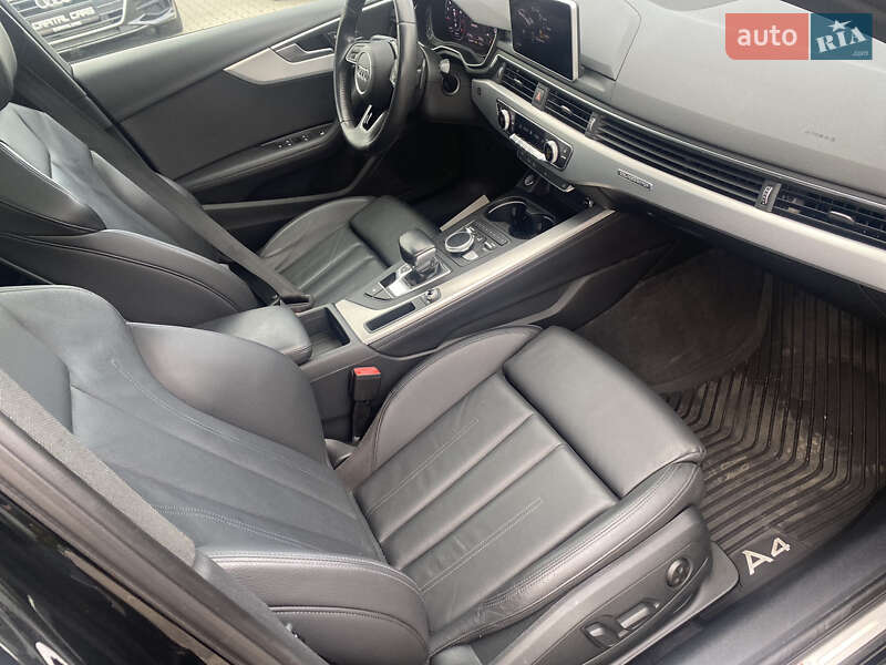 Седан Audi A4 2019 в Луцке