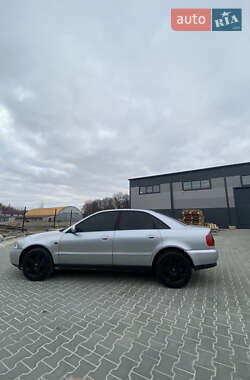 Седан Audi A4 1999 в Калуші