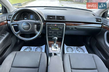 Седан Audi A4 2001 в 