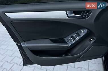 Седан Audi A4 2015 в 