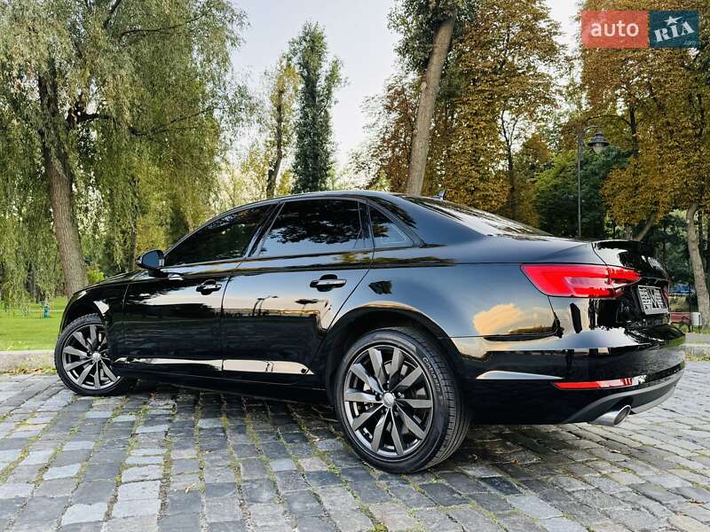 Седан Audi A4 2017 в Киеве фото 64 Седан Audi A4 2017 в Киеве