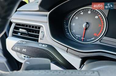 Седан Audi A4 2017 в 