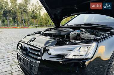 Седан Audi A4 2017 в 