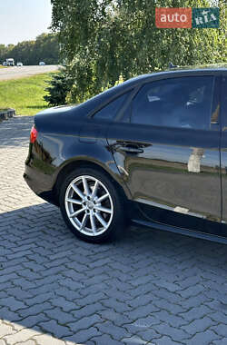 Седан Audi A4 2014 в 