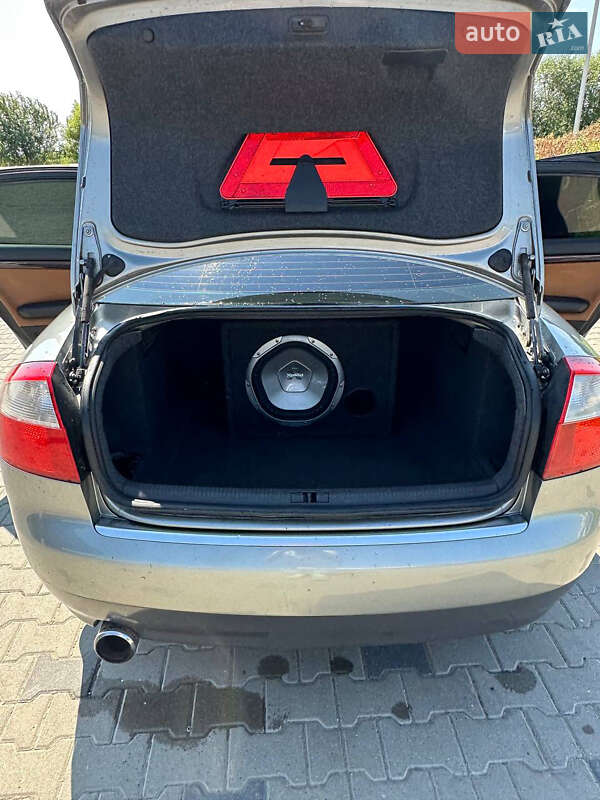 Седан Audi A4 2001 в Львові