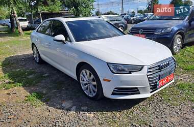 Седан Audi A4 2016 в 