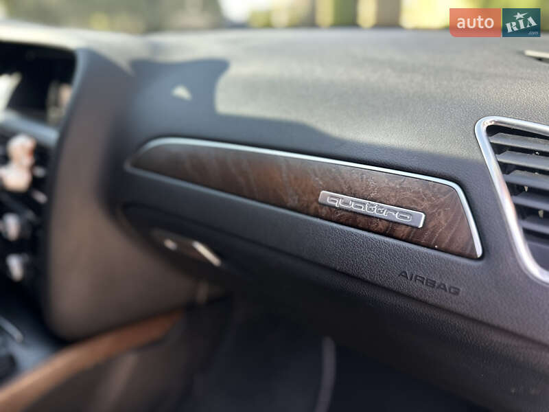 Седан Audi A4 2012 в Одессе