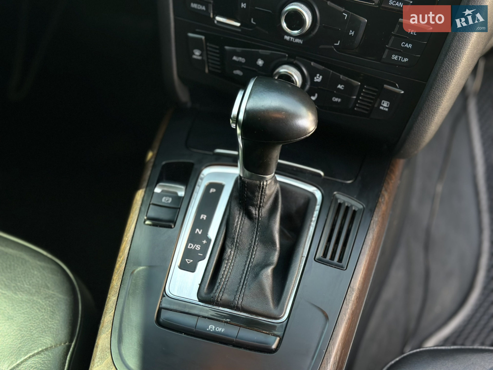 2012 Audi A4 - мініатюра 31