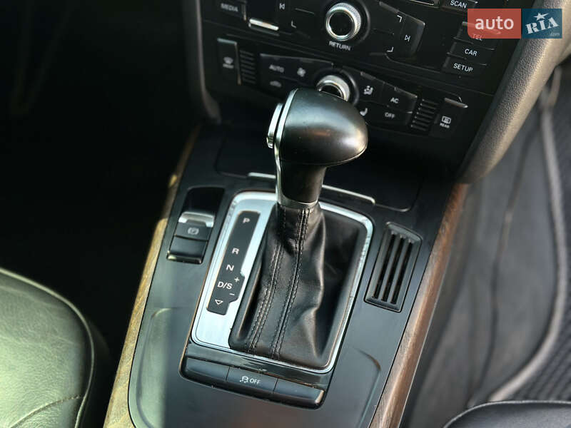 Седан Audi A4 2012 в Одессе