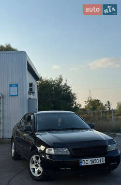 Седан Audi A4 1996 в Добротворе