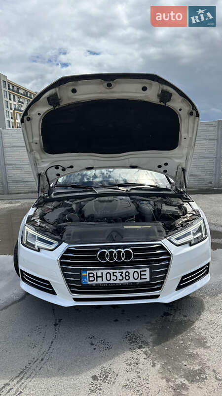Седан Audi A4 2016 в Одесі