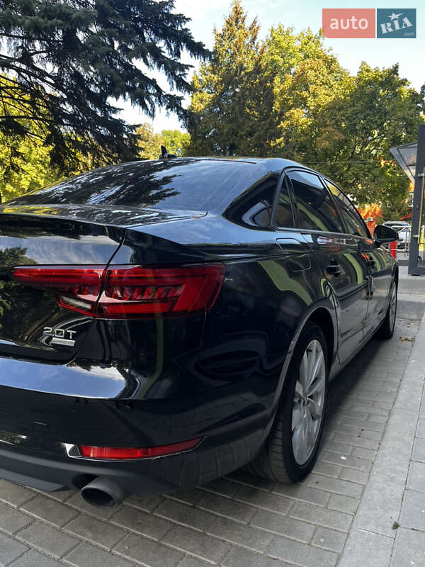 Седан Audi A4 2016 в Черкассах