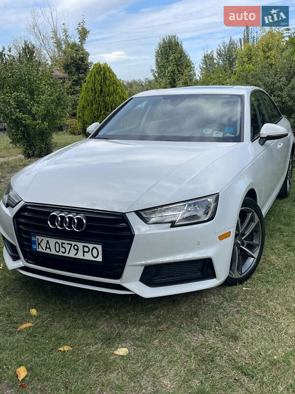 Audi A4 2019
