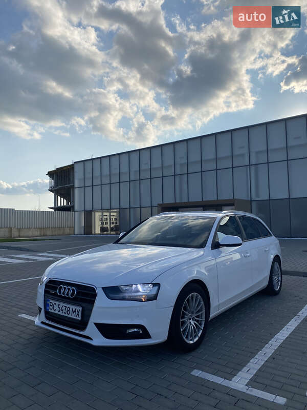 Универсал Audi A4 2014 в Львове