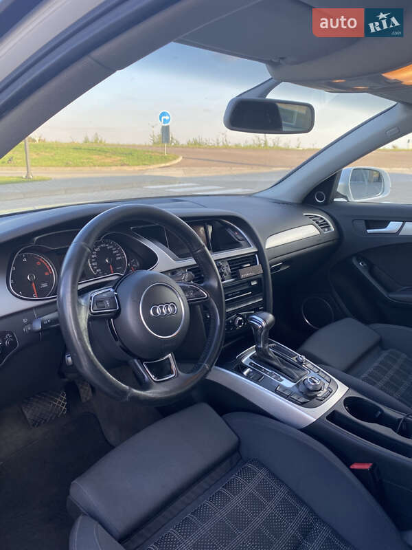 Универсал Audi A4 2014 в Львове