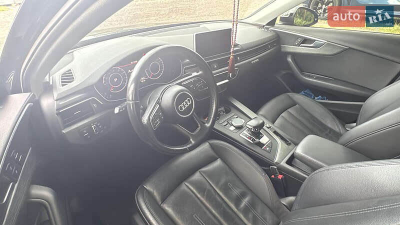 Седан Audi A4 2016 в Львове