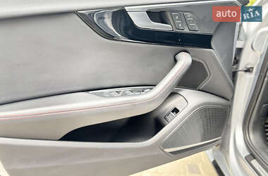 Седан Audi A4 2017 в 