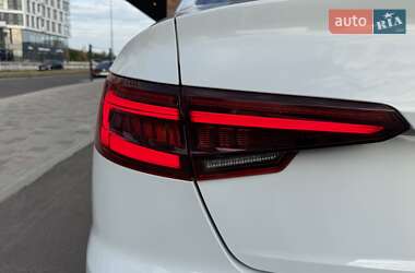 Седан Audi A4 2018 в 