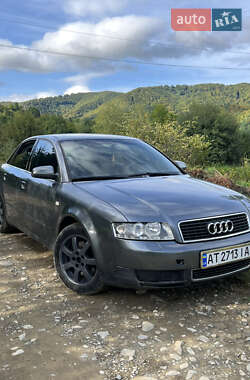 Седан Audi A4 2001 в Косове