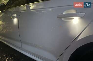 Седан Audi A4 2018 в 