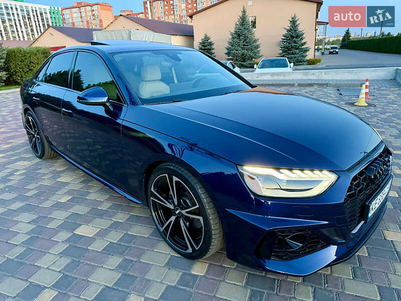 Седан Audi A4 2019 в Днепре