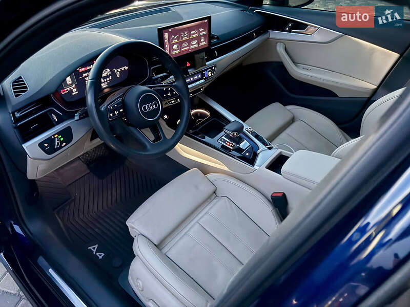 Седан Audi A4 2019 в Днепре
