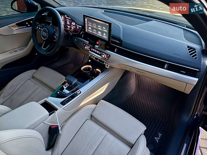 Седан Audi A4 2019 в Днепре
