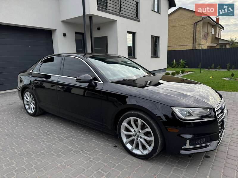 Седан Audi A4 2019 в Житомире