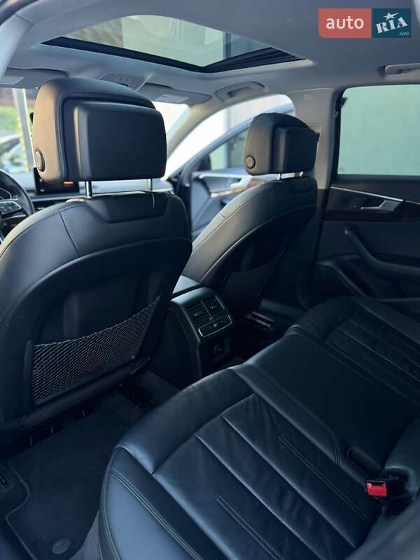 Седан Audi A4 2019 в Житомире