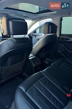 Седан Audi A4 2019 в 