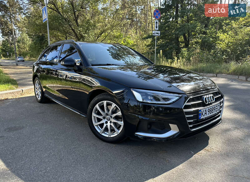Универсал Audi A4 2021 в Киеве