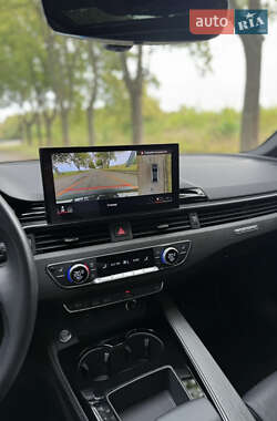 Седан Audi A4 2020 в 