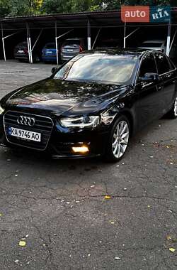 Седан Audi A4 2013 в Києві