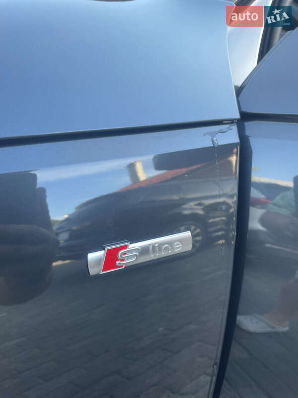 Седан Audi A4 2017 в Львове