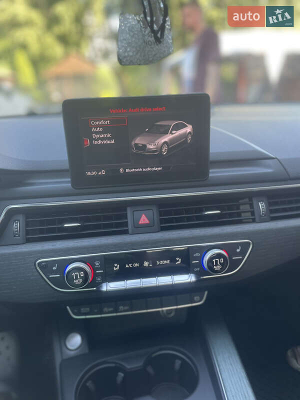 Седан Audi A4 2017 в Львове