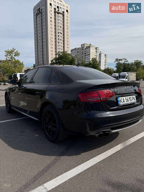 Седан Audi A4 2011 в Киеве