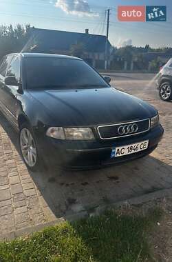 Универсал Audi A4 1998 в 