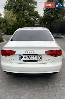 Седан Audi A4 2012 в 