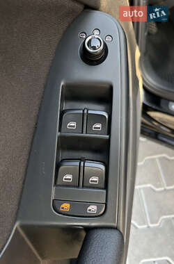 Седан Audi A4 2010 в 
