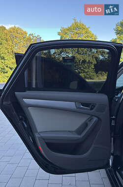 Седан Audi A4 2012 в 